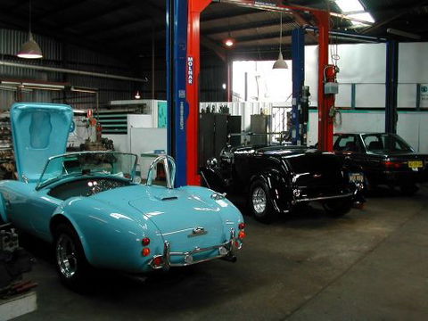 Brakepoint & Mechanical Repairs - Suburb Australia 4