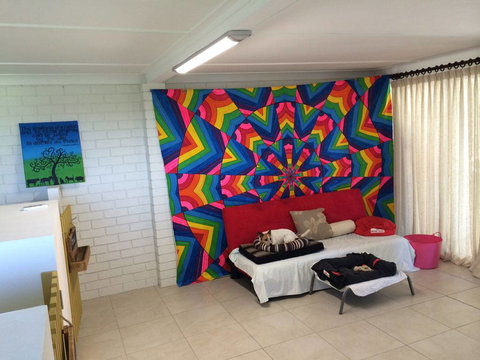 Golden Paw Tregeagle - Suburb Australia 4