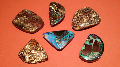 Whitsunday Opals & Didgeridoos - Suburb Australia 2