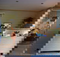 Anthony LeeAcupuncture - Suburb Australia