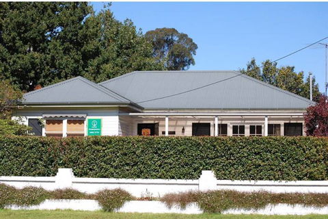 Peter Chen Acupuncture - Suburb Australia 3