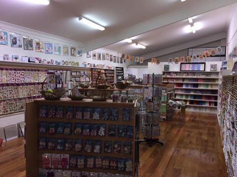 Alice In Paperland - Suburb Australia 3