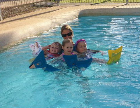 Airlie Beach Swim Centre - Suburb Australia 0