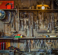R B South Street Auto Repairs - Suburb Australia