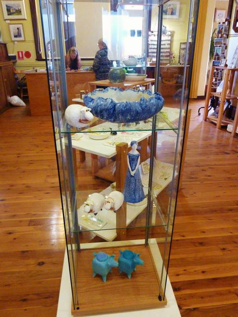 Art & Crafts Mudgee - Suburb Australia 3