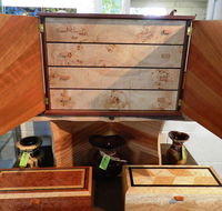 Montville Woods Gallery - Suburb Australia