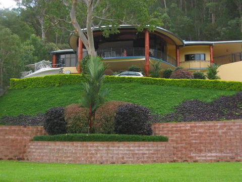 B J Peach Constructions Pty Ltd - Suburb Australia 0