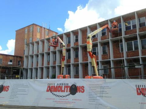Coffs Harbour Demolitions - Suburb Australia 4