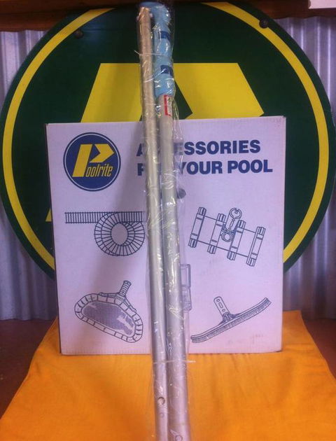 Jetty Pool Shop - Suburb Australia 3