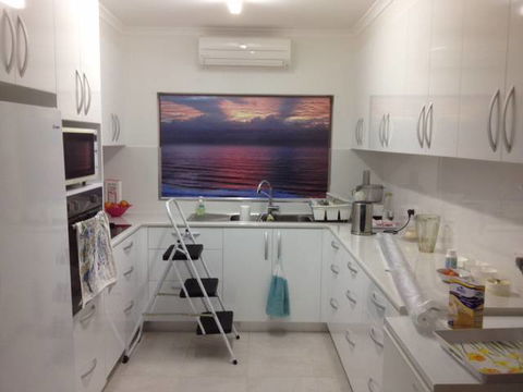 Blind Outfitters - Suburb Australia 1