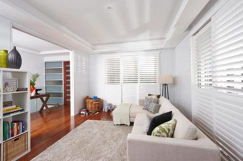 Capricorn Screens Awnings & Blinds - Suburb Australia 0