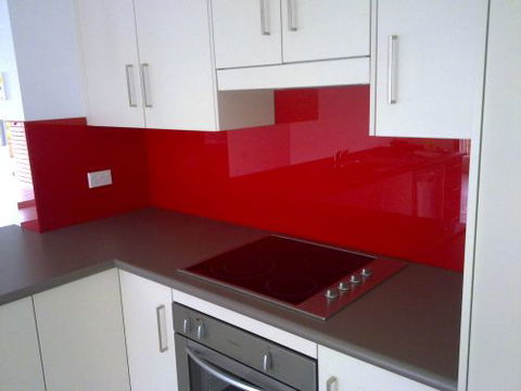 Yeppoon Glass–Aluminium - Suburb Australia 2