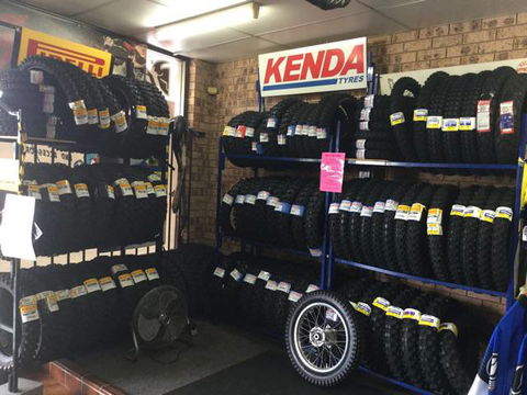 Race Inc Australia - Suburb Australia 4