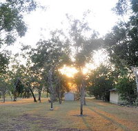 The Bark Hut Inn - Suburb Australia