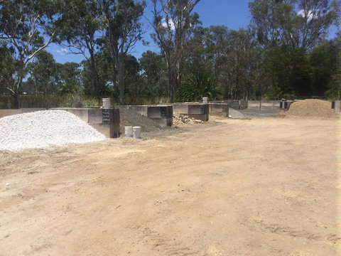 Gum Tree Gardens - Suburb Australia 0