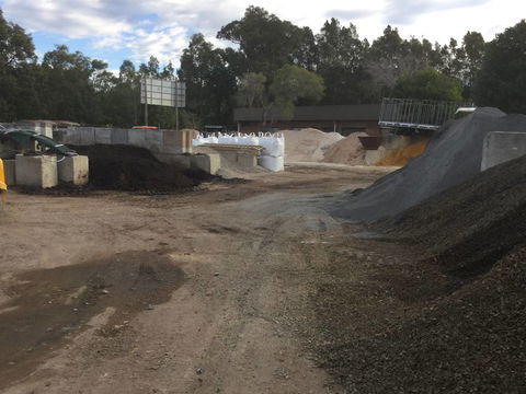 Tumbi Sand, Soil & Gravel Supplies Landscape & Building Materials - Suburb Australia 1