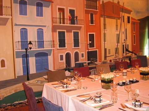 Chez Pierre - Suburb Australia 0