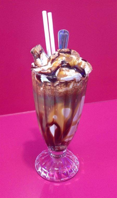 Chillers Cafe - Suburb Australia 4