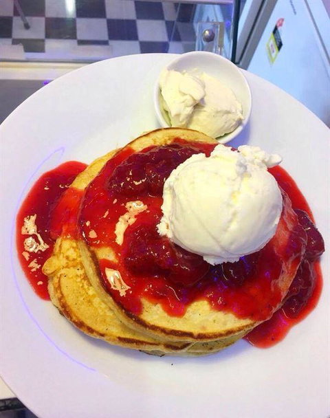 Chillers Cafe - Suburb Australia 6