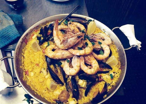 Deeks Bakery & Cafe - Suburb Australia 12