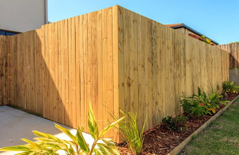 Dog Gone Fencing - Suburb Australia 4