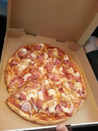 Hero's Pizza - Suburb Australia 0