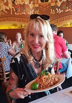 Suree's Thai Kitchen - Suburb Australia 4