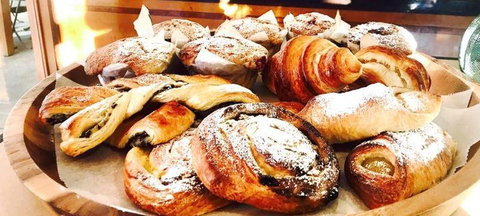 Vincent Diner - Suburb Australia 1