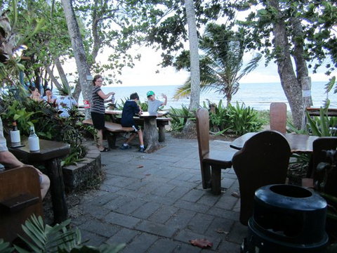 Strait On The Beach - Suburb Australia 0
