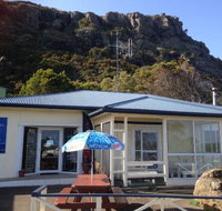 Nut Rock Cafe - Suburb Australia