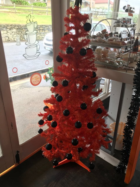 The Chocolate Gallery & Cafe - Suburb Australia 9