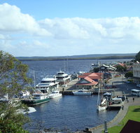 View 42 Restaurant Bar - Suburb Australia