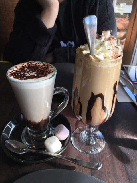 Dux Cafe Restaurant  - Suburb Australia 4