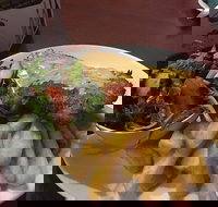 Woodbridge Hotel - Suburb Australia