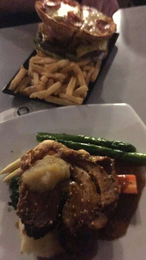 Last Drop Beeliar - Suburb Australia 3