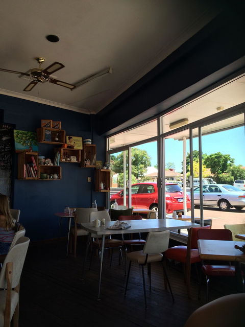 Ley St Cafe - Suburb Australia 6