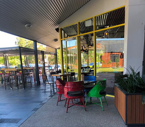 The Local Shack - Suburb Australia 0