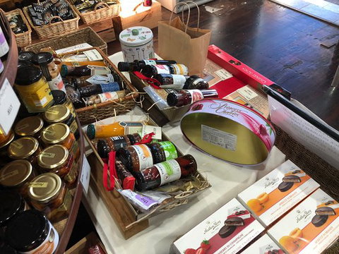 Black Duck Gourmet Pantry - Suburb Australia 0