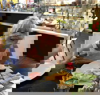 Cafe GG - Suburb Australia