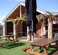 Singlefile Winery Restaurant - Suburb Australia