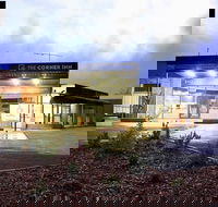 The Corner Inn - Suburb Australia