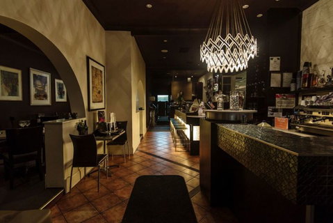 Parisi's Restaurant - Suburb Australia 5