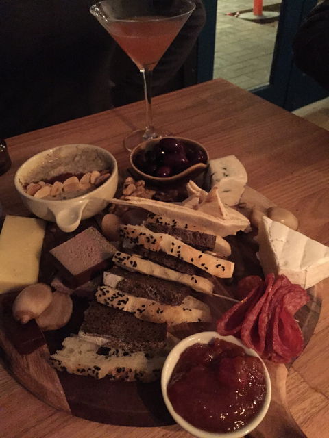 Two Sisters Food And Wine - Suburb Australia 3