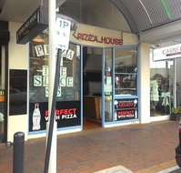 Glenelg Pizza House - Suburb Australia