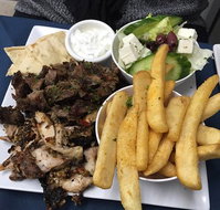 Nik's BBQ On the Lake - Suburb Australia