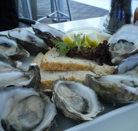 The Oyster Bar Holdfast Shores - Suburb Australia