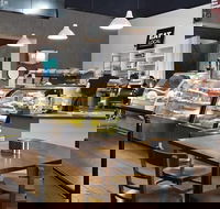 D  M's Bakery Cafe - Suburb Australia