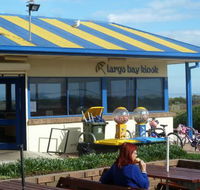 Largs Bay Kiosk - Suburb Australia