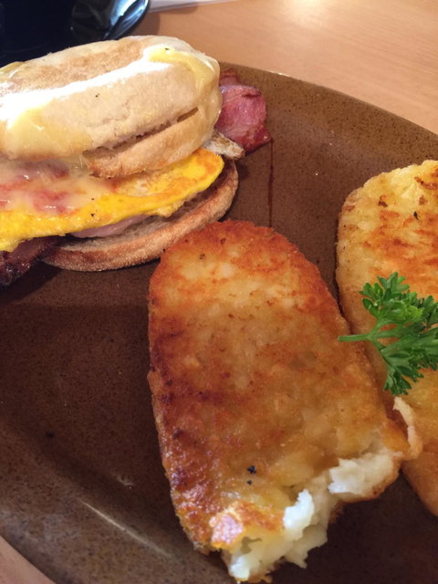 Ozzie's Coffee Lounge - Suburb Australia 2