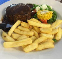 Prince of Wales Hotel - Suburb Australia